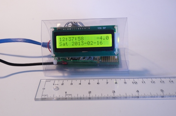 [Tuxgraphics desk top NTP clock with DHCP client]