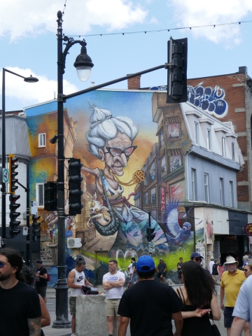 murals on st laurent boulevard